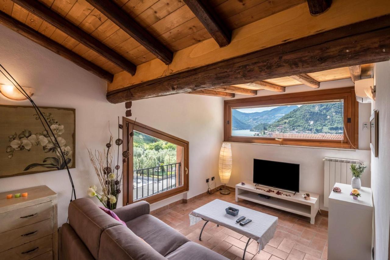 Mansarda Con Vista Lago Sulzano Dış mekan fotoğraf